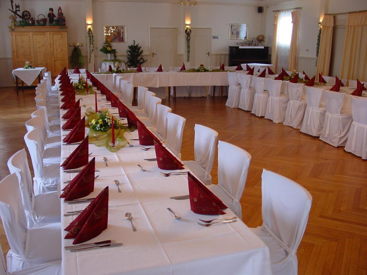 Gasthof Rockensuess Schwalmstadt Εξωτερικό φωτογραφία