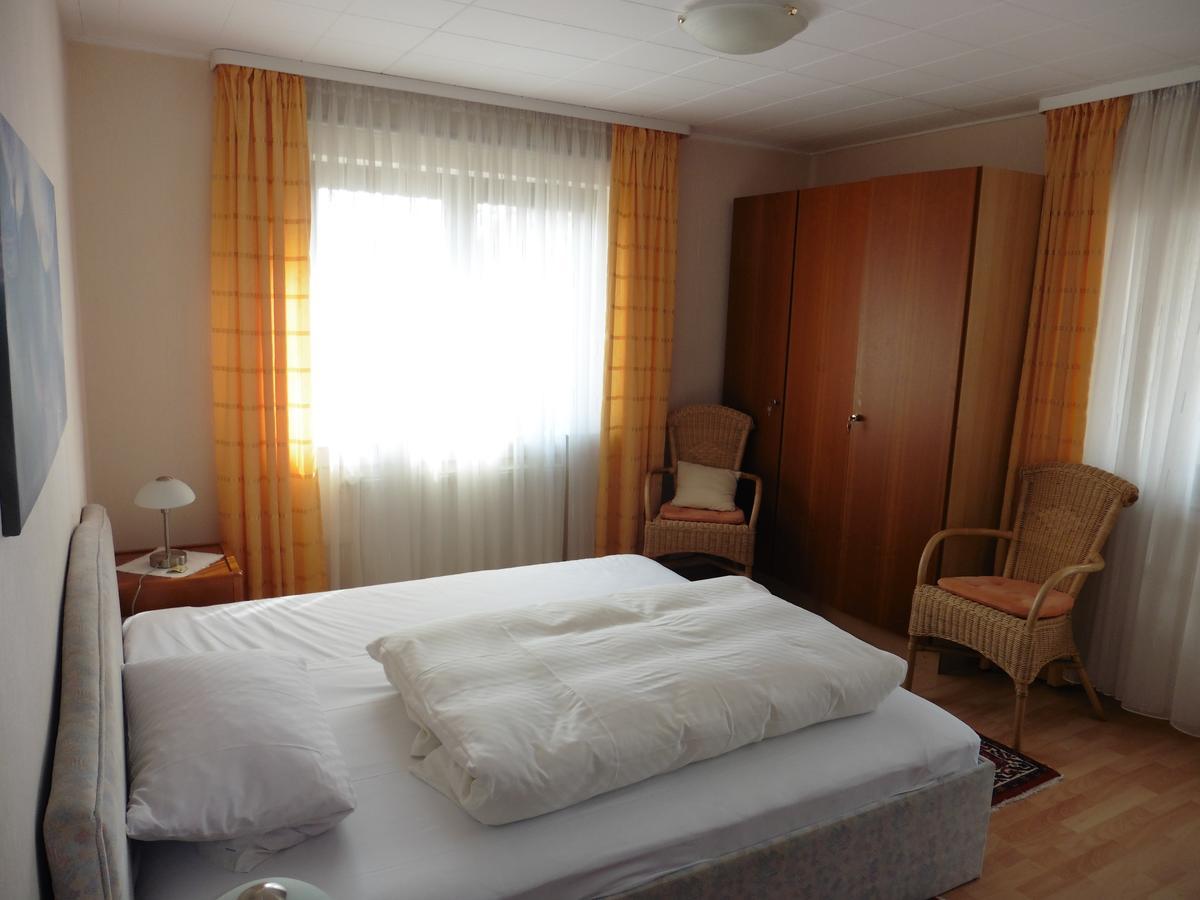 Gasthof Rockensuess Schwalmstadt Δωμάτιο φωτογραφία